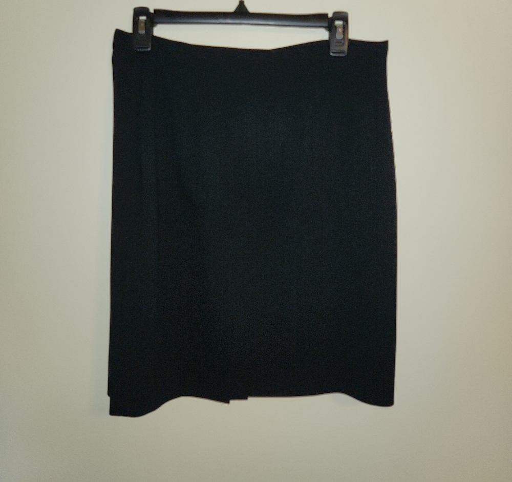 Garfield & Marks Sophisticated Black Pencil Skirt for Women